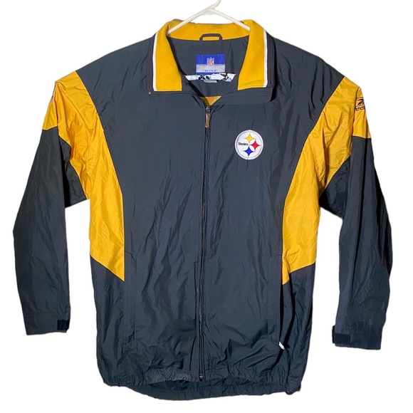Reebok Sweaters - NFL Reebok On Field Apparel Pittsburgh Steelers Sweater Size Medium Zip Up